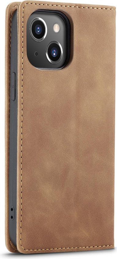 Étui portefeuille marron pour téléphone, fermé, montrant le dos du téléphone.