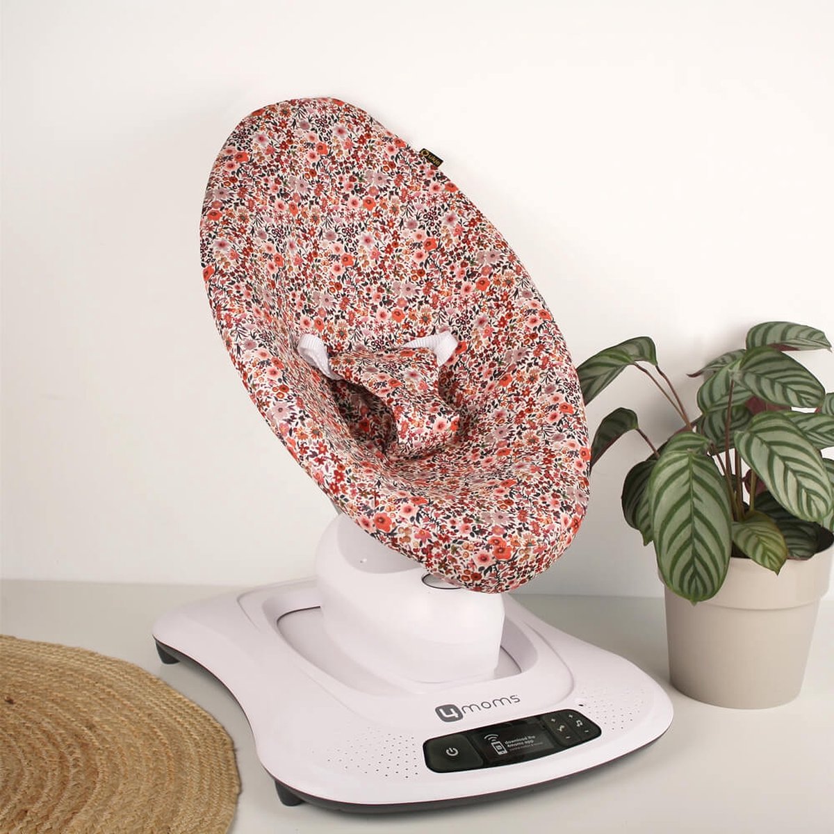 Ukje Wipstoelhoes geschikt voor 4Moms Mamaroo 4 Wipstoel - Hoes met Waterdichte Voering ter Bescherming van je Stoel - Perfecte Pasvorm - Makkelijk Wasbaar - Zacht Katoen - Roze Bloemen – foto 4