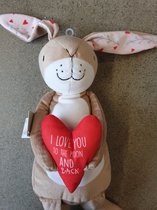 Hazeltje Knuffel 35 cm met rood hart