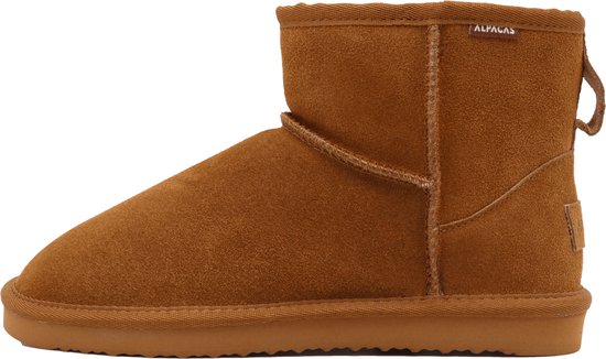 Alpacas Chestnut Suede