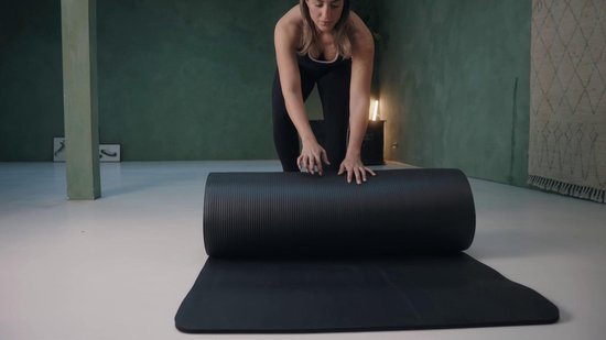Barre Haltère Longue Gorilla Sports – 150/180/200 Cm, 30 Mm, Chrome, Charge 200 Kg, 2 Fermoirs Étoile