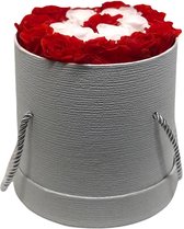 Red White- White Round Flowerbox Longlife + Rose Bear Red - Red White - Luxe cadeaus - Valentijn - Vriendin - Vrouw - Rozen - Exclusief