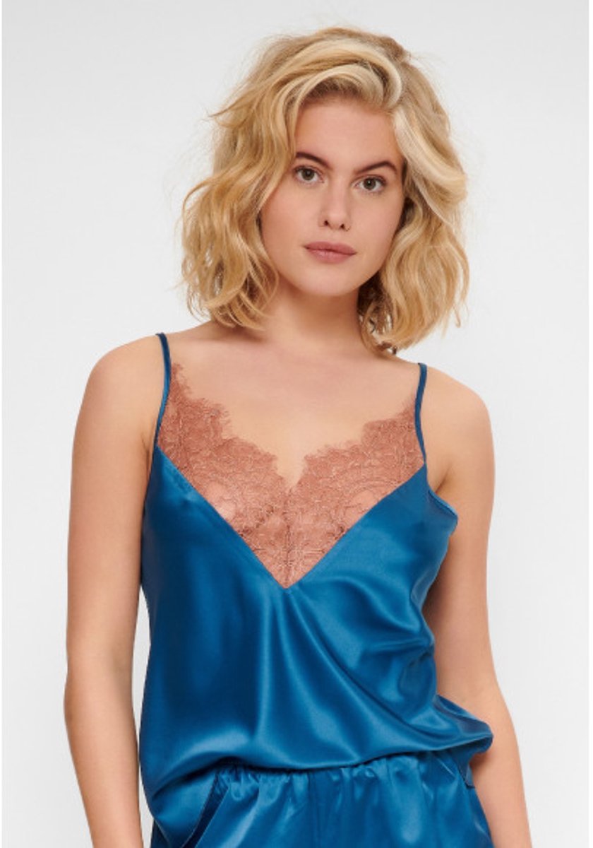 6617P Spaghetti Top