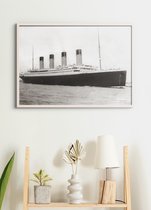 Poster In Witte Lijst - Titanic - Historisch 1912 Liverpool - Large 50 x 70 cm - Zwart/Wit