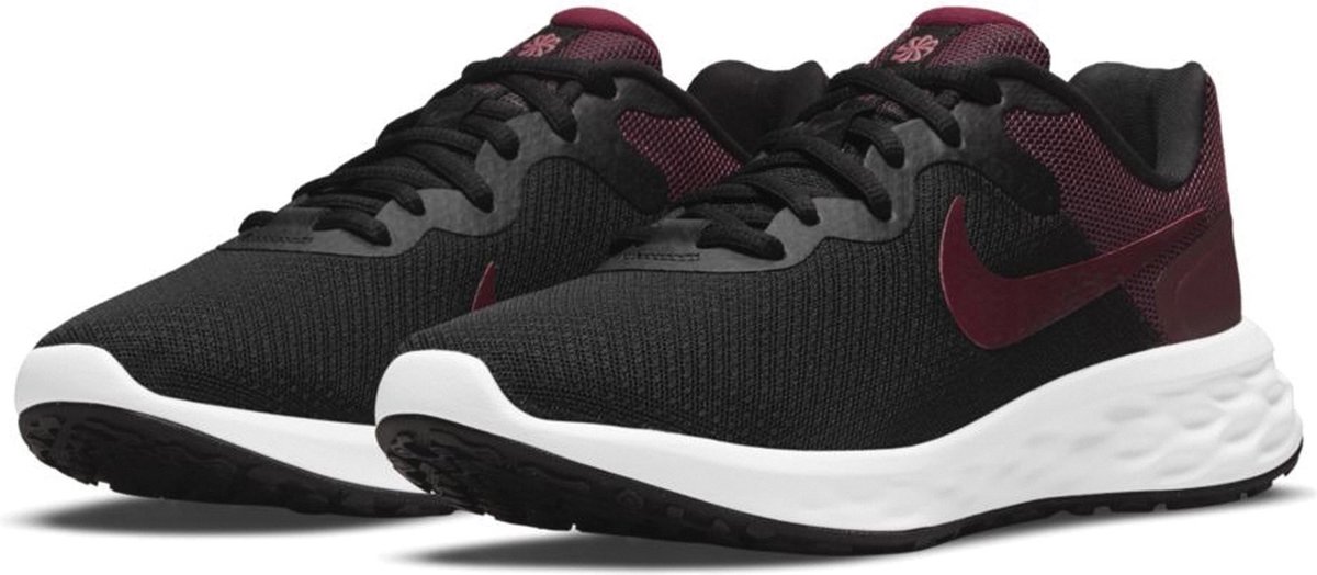 Nike Revolution 6 Next Nature Hardloopschoenen Sportschoenen - Maat 38 - Vrouwen - zwart - donker rood