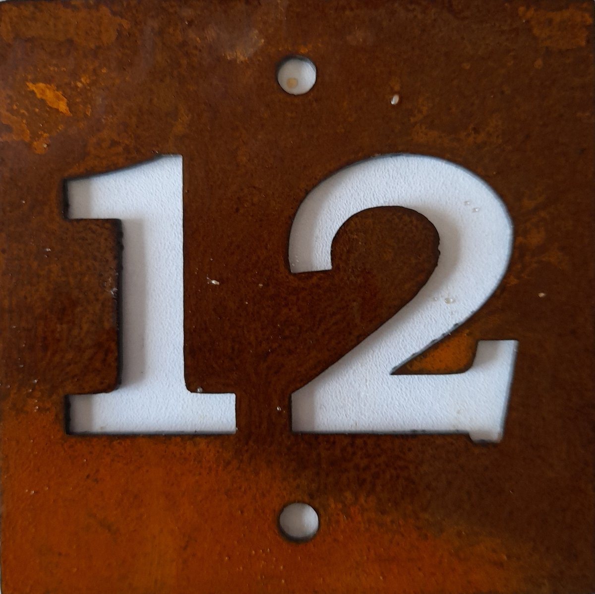 Cortenstaal huisnummer 12 (10x10cm)
