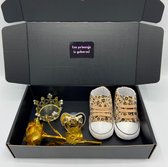 Cadeau de maternité - cadeau de maternité - barboteuse - combishort - baskets bébé - baby shower - léopard - imprimé léopard - combishort