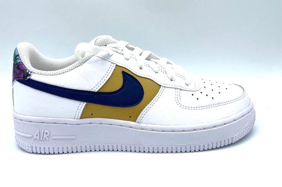 Nike air force 1 LOW LV8 (GS) Maat 36.5 | bol.com