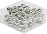 Oneiro's luxe kerstballen Zilver GLANS - SET VAN 72 - ø3 cm - kerstbal - luxe verpakking – kerstcollectie – kerstdecoratie – kerstboomhanger – kerstversiering