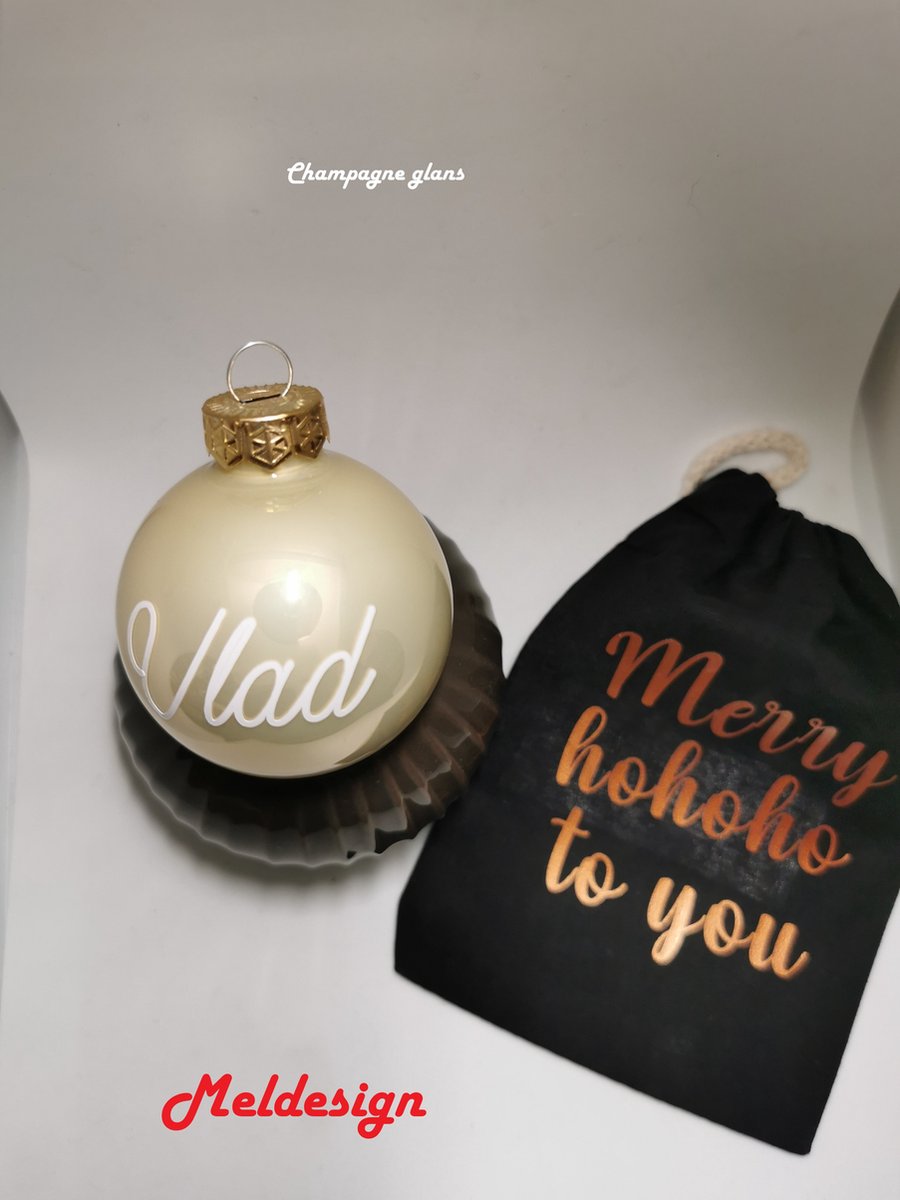 Kerst Kerstbal met naam met gratis opbergtasje champagne glans witte letters