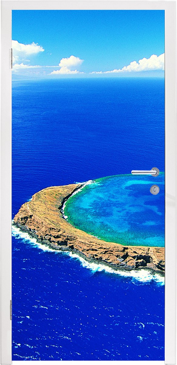 Afbeelding van product StickerSnake  Deursticker Een luchtfoto van een eilandenboog bij de Hawaiiaanse eilanden - 95x215 cm - Deurposter