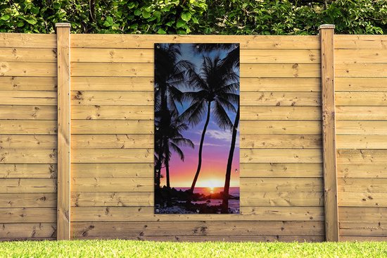 Affiche clôture Une silhouette de palmiers lors d'un coucher de soleil sur Hawaï - 100x200 cm - Toile jardin