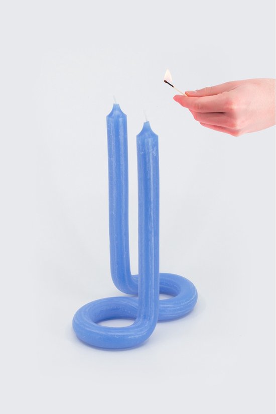 54 Celsius Lex Pott Candle Twist Light Blue bol