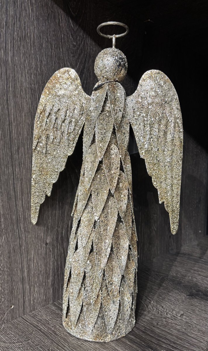Engel Gloria | Colmore | Goud | Zilver | Staand Beeld | Kerst | Kerstmis | Winter | Woonaccessoires | Woonaccessoire | Decoratie | Decoratief | Deco | Verhuizen | Familie | Vrienden | Wonen | Woonkamer | Living | Landelijk | Overledene | Herinnering