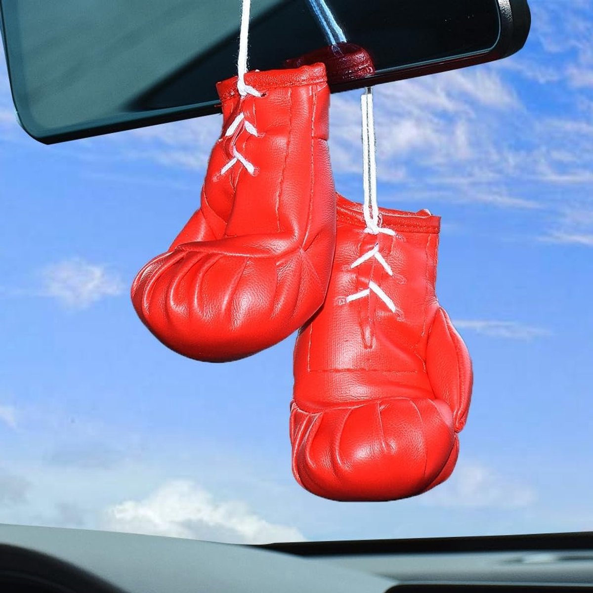 1 paar mini-bokshandschoenen voor autospiegel, bokshandschoenen, hanger, bokshandschoenen, hangende miniatuurboshandschoenen, voor thuis, auto-accessoires, tas, sleutelhanger (rood)