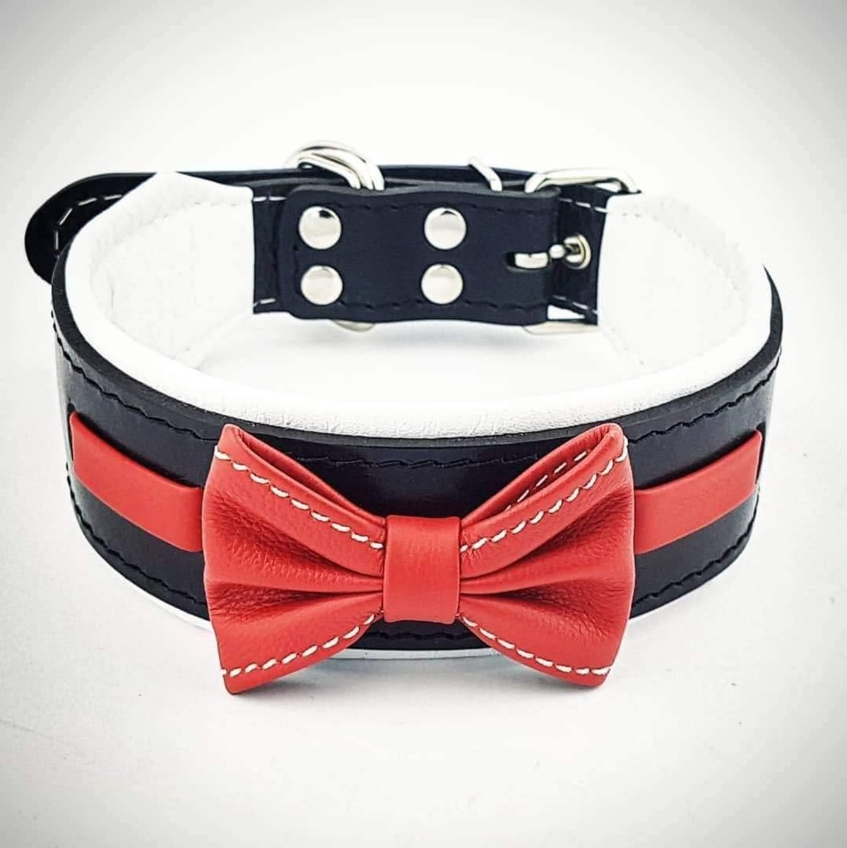 Bestia "Bowtie genuine leather dog collar. Filled. Soft lined., Size L- fits a neck of 19.7- 22.6 inch, Black / White - ShopVlot