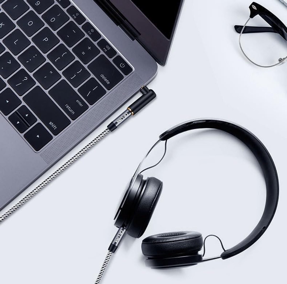 Ziyan 2 stuks 4-polige audio jack adapter 3,5 mm jack plug naar bus 90 graden haakse hoofdtelefoonadapter stereo - ShopVlot