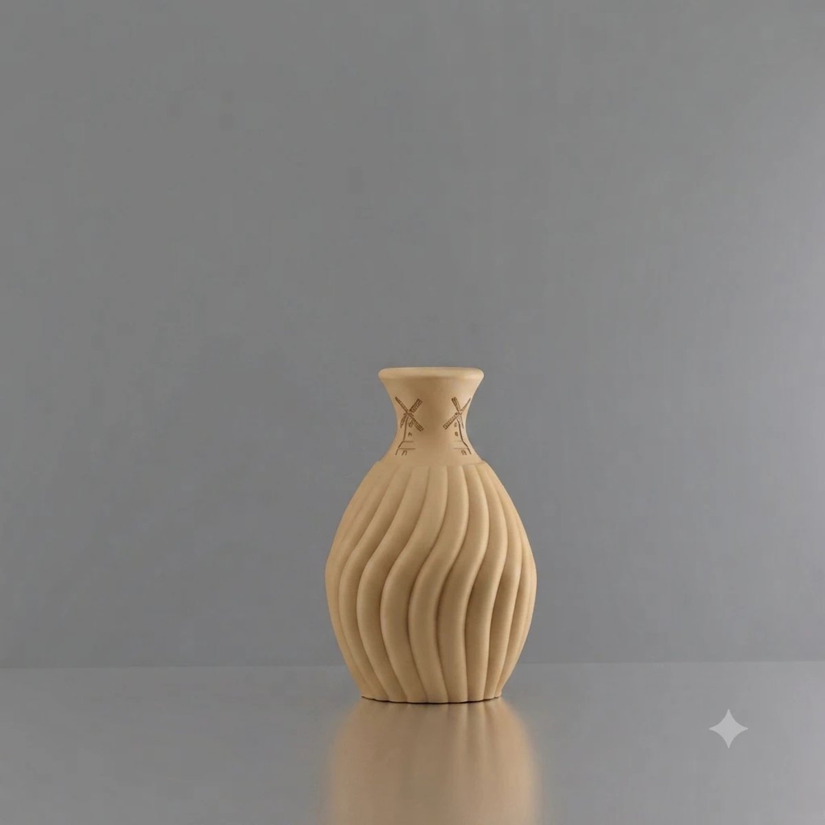 3d-gezellig Snoepje met molen - Vaas - Waterdicht - Beige - Maat 25 cm - Kunststof - Modern - Bloemenvaas -100% gerecycled PLA (bioplastic)