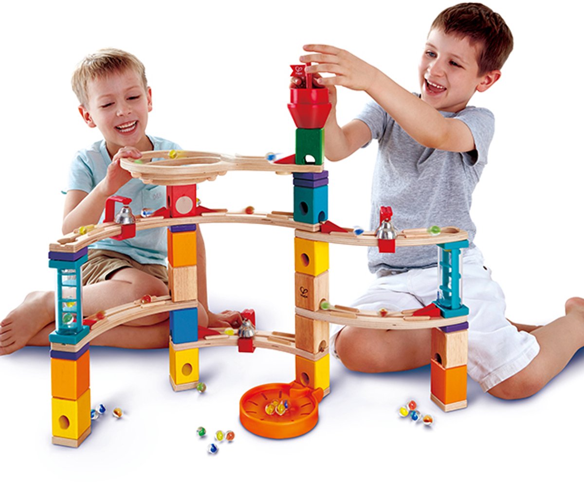 Hape Castle Escape Quadrilla Knikkerbaan – 102-delig bouwset met klokkjes en transparante trappen, vanaf 4 jaar — afbeelding 4