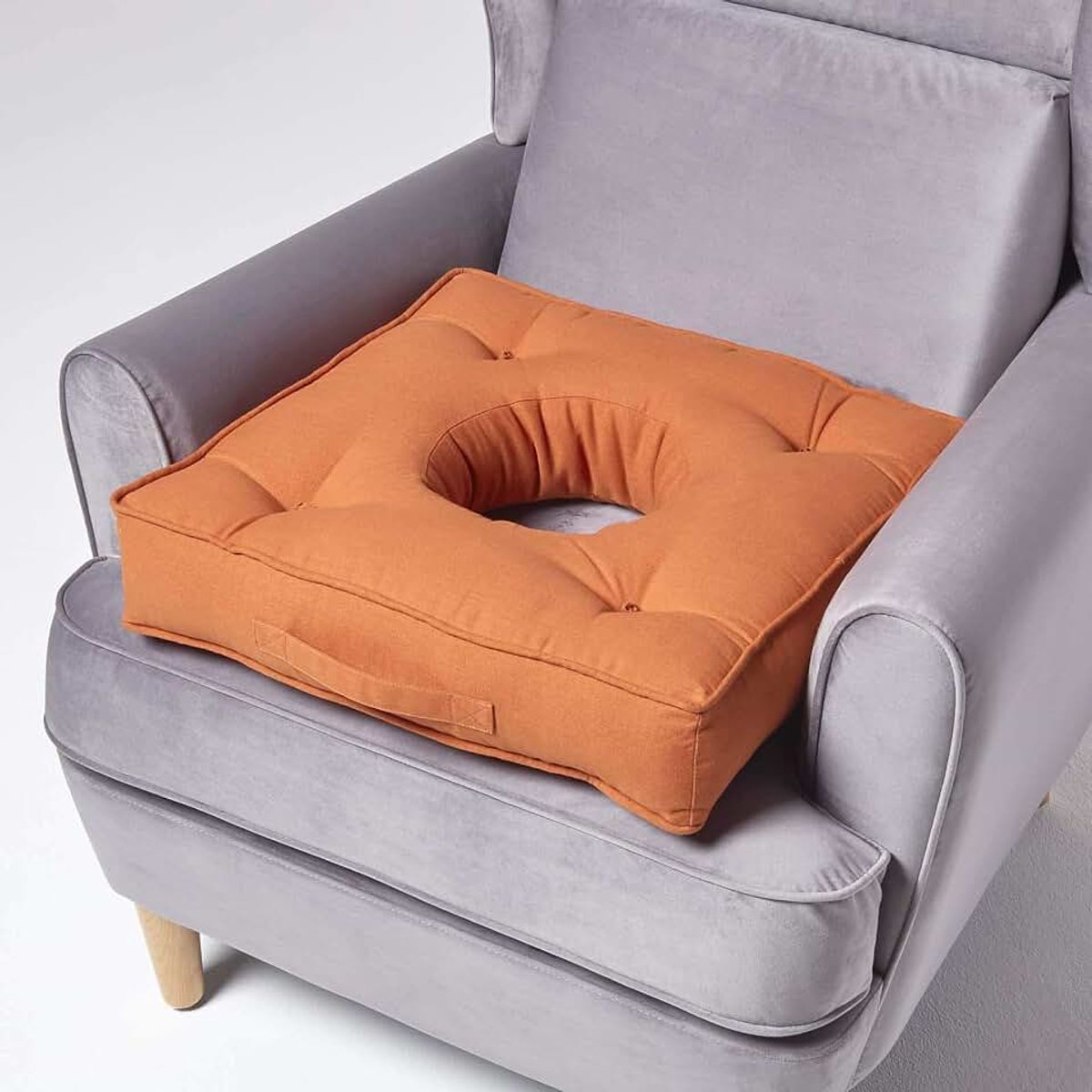 Extra comfortabel zitkussen orthopedisch ca. 50 x 50 x 10 cm, geperforeerd kussen, prenataal, postnataal, postoperatief, hoes gemaakt van katoenfluweel, vulling 100% polyester, effen terracotta oranje
