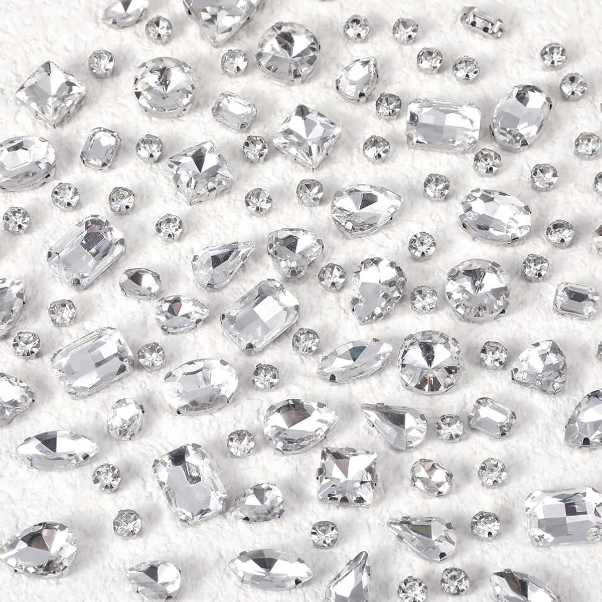 104 stuks strass-steentjes om op te naaien, sierstenen van glas met metalen klauwen, zilveren glitterstenen om op te naaien, voor kleding, schoenen, tassen, doe-het-zelf knutselen, 10 vormen