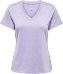 Paars sportshirt met korte mouwen en V-hals.