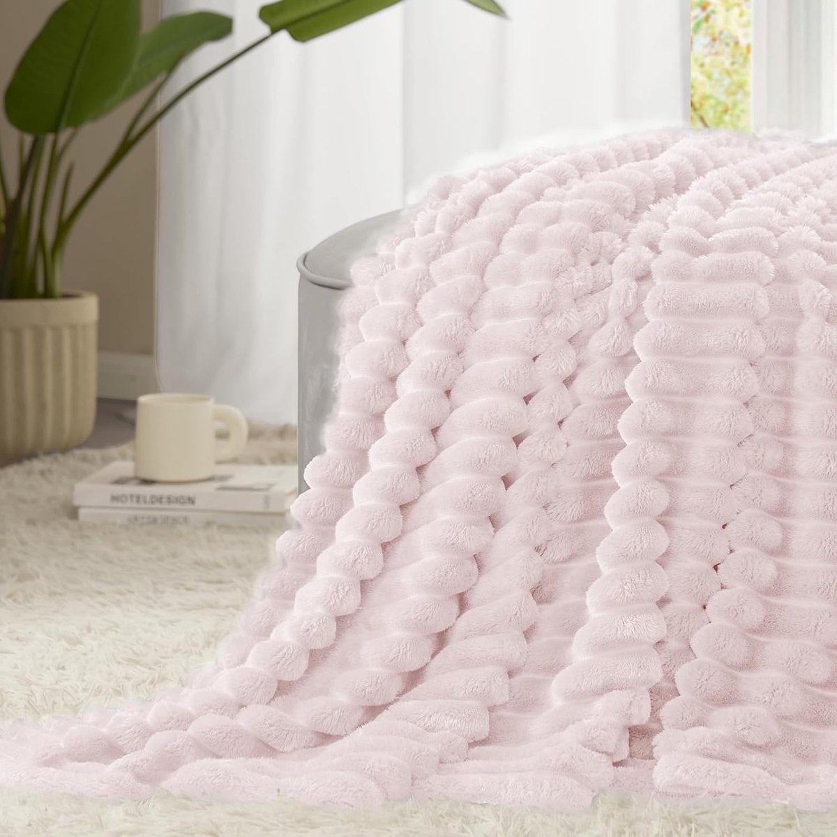 SnelShoppen - Fleece Plaid Dekentje - Dubbel/Twin Maat 150x200cm - Fluffy Zacht Warm Gestreept - Perfect voor Bank, Bed, Fauteuil - Roze - Decoratieve