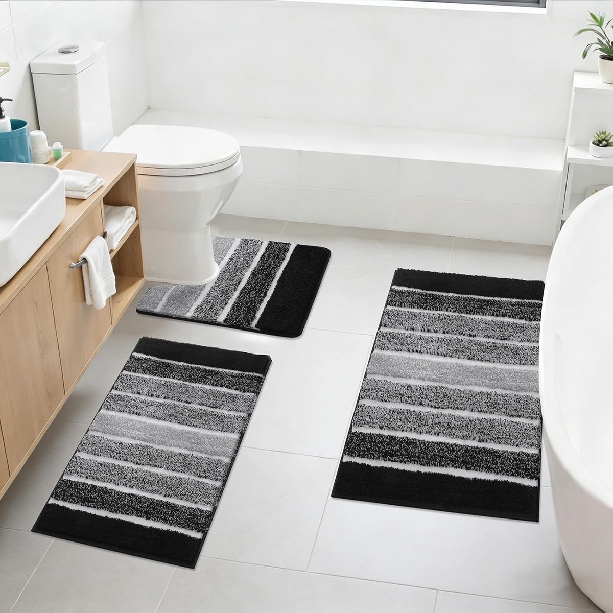 SnelShoppen - Badmat Set 3-delig - Zwart - Antislip - Zacht en Waterabsorberend - Wasbaar - 40x60 + 50x80 + 50x60 cm - Luxe Badkamer Accessoires