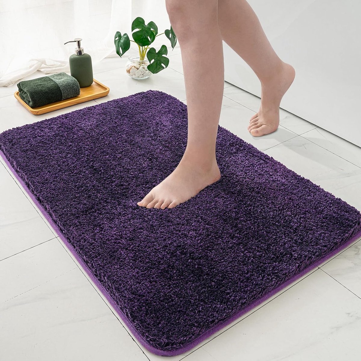 SnelShoppen - Luxe Badmat 60x90 cm - Diep Paarse Antislip, Absorberend Microfiber, Zacht en Wasbaar - Voor Badkamer, Keuken, Slaapkamer en Entree
