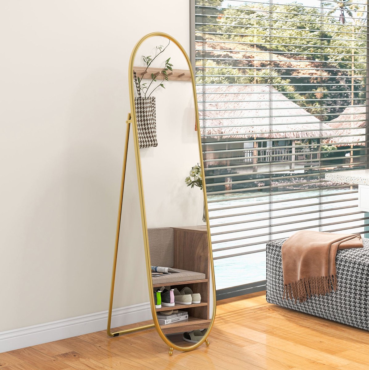 MEUNIQ Staande spiegel 160 x 40 cm ovaal met metalen frame en standaard, passpiegel met splinterbeschermingsfolie voor slaapkamer of woonkamer, goud