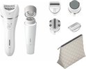Philips Beauty Set 9000 met epilator, gezichtsborstel, scheeropzetstuk, pedicureopzetstuk, huidverzorgingsborstel en toilettas.