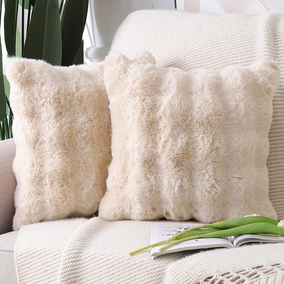 Madizz Set van 2 zachte, pluche, korte, decoratieve, wollen, fluwelen kussenslopen. Luxe kussenhoes voor bank, slaapkamer, beige, 65x65 cm.