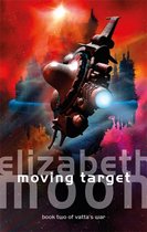 Boekomslag van 'Moving Target Vatta's War Book Two' met een ruimteschip in een gloeiende, rode en oranje nevel, met zwevende steden.