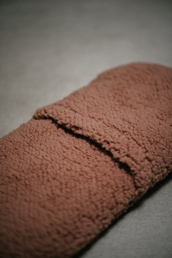 Loeiwarm Oos - Lijnzaadkussen Baby - Handgemaakt in Nederland - Pittenzak - Warmtekussen baby - Wasbare Hoes - Licht Bruin - Teddy Stof — afbeelding 3