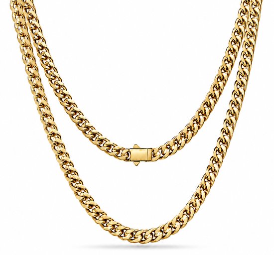 Dubbele gouden schakelketting met fijne, glanzende schakels en een centrale gesp, op witte achtergrond.