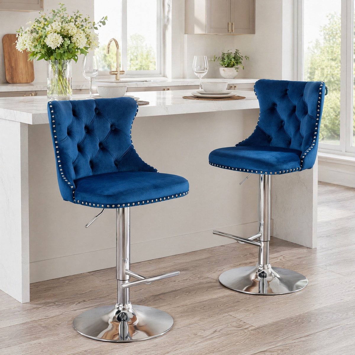 MEUNIQ barkruk set van 2 blauw velvet met rugleuning, verstelbare zithoogte 63-84 cm, 360° draaibaar, chroom onderstel voor keuken, bar of kookeiland