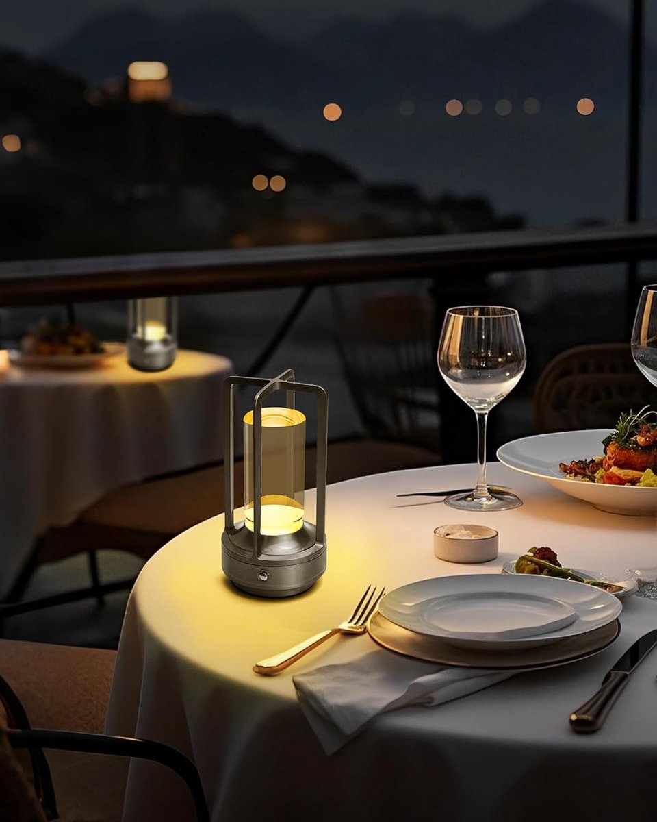 Set van 2 draadloze tafellampen – oplaadbare LED-bureaulampen met 3 lichtkleuren en traploze dimfunctie; compact en draagbaar, geschikt voor terras, bar, restaurant en slaapkamer (zilver) — cadeau in Wonen & Interieur - foto 3