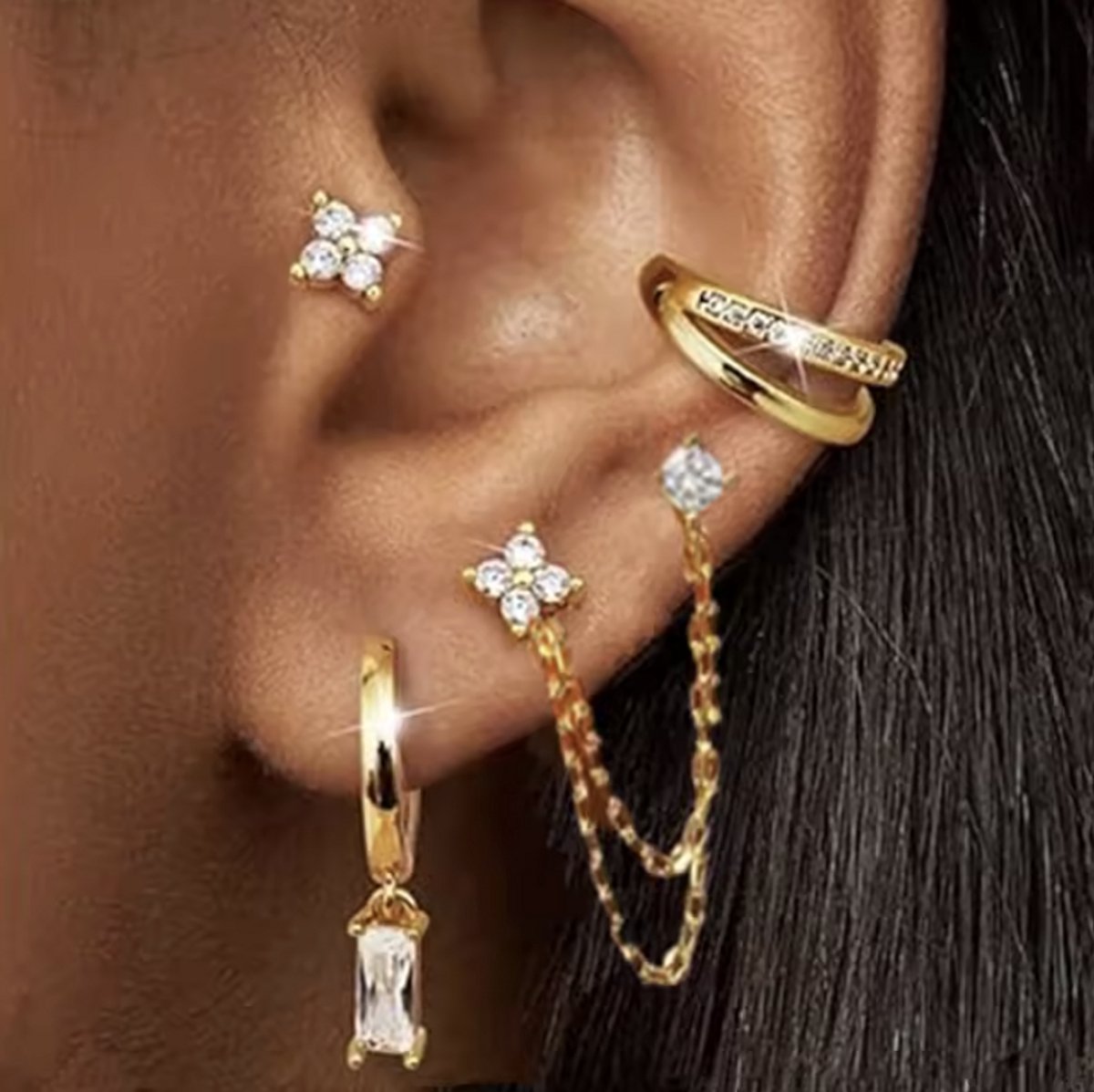 Oorbellen Set - 4 stuks - Kleur: Goud - Luxe Oorbellen - Incl. Cadeauverpakking - Oorhangers / Oorring / Oorknopjes - Hoge Kwaliteit RVS - Stainless Steel / Roestvrijstaal - Verkleurt Niet - Oorbellen Set - Oorbellen Vrouwen / Dames