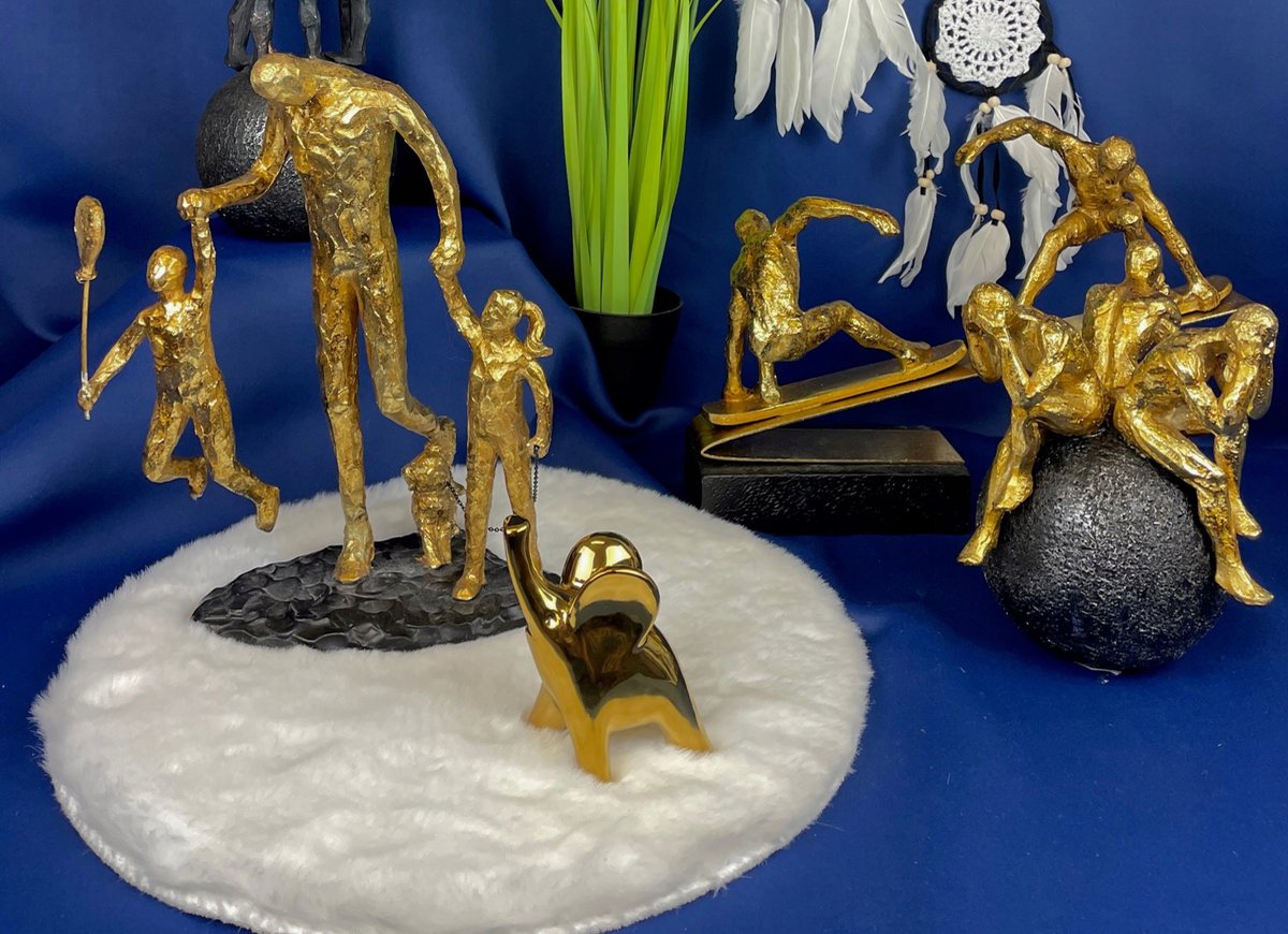 Gouden Familiefiguur 28,5 cm - Stijlvolle Woondecoratie