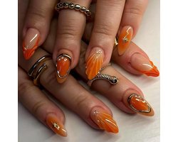 On Nails, 24 stuks oranje press on nagels & korte amandelvormige nepnagels, 3D ontwerp acryl nagels voor vrouwen, natuurlijke clip-on nagelkunst