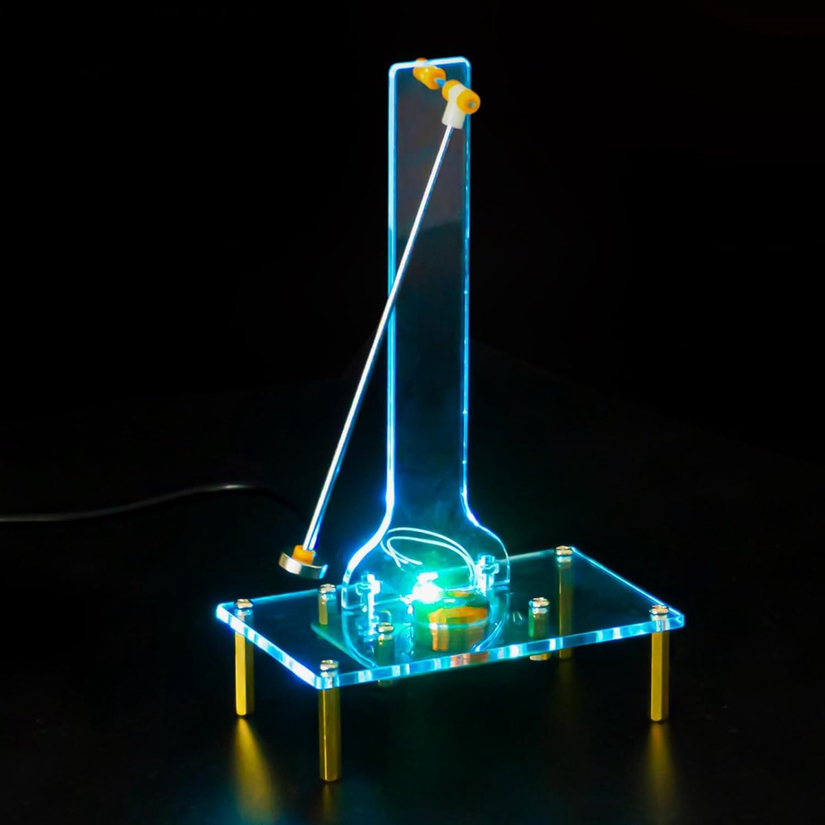 Elektronische oscillator, plezier-soldeerset, bouwpakket voor elektromagnetische oscillatie, elektronische soldeerprojecten om aan te raken, elektronische leerprogramma's voor soldeerbeginners
