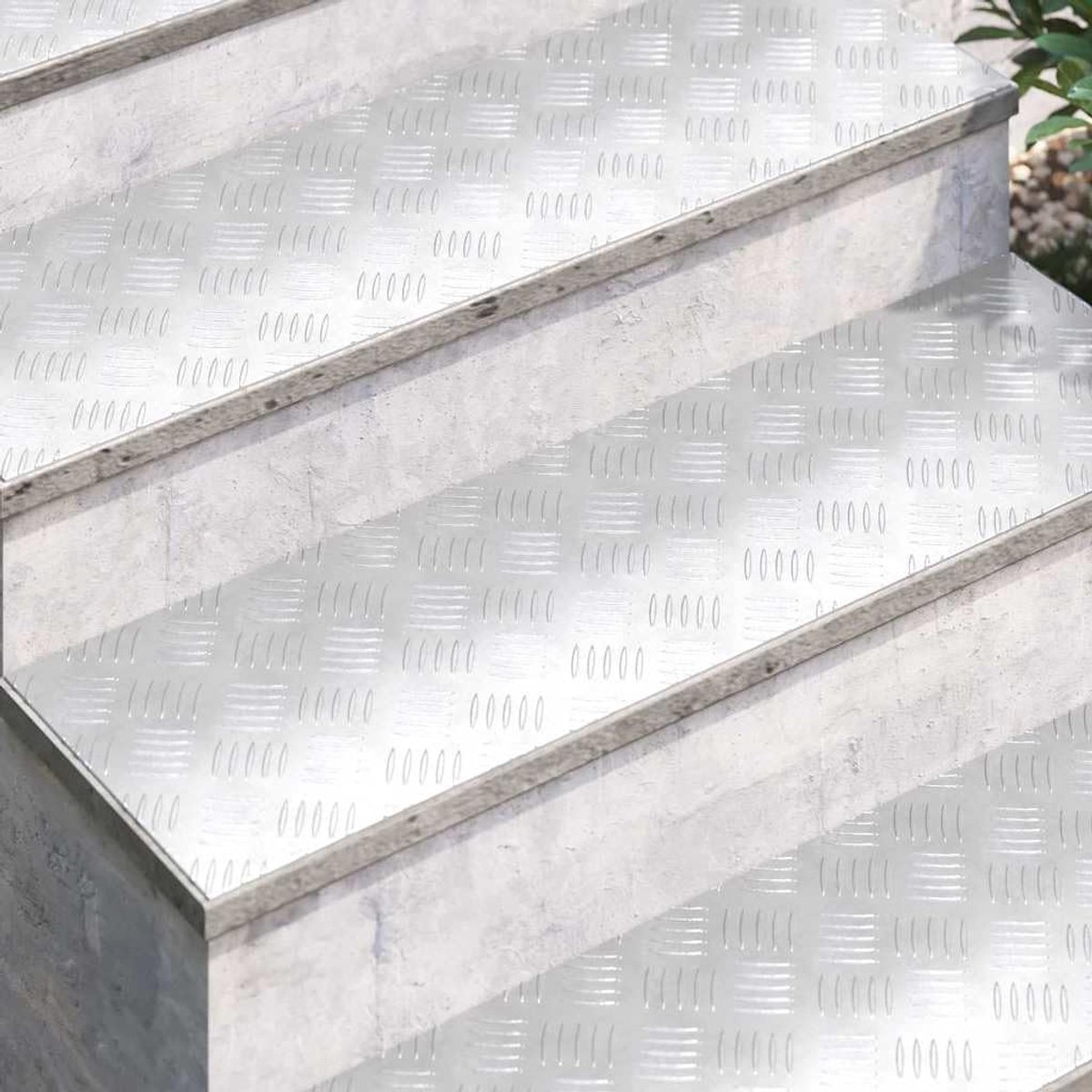 Trap Treden 2 Stuks Zilver 100x30 cm | Checkerplate ontwerp, antislip, geschikt voor binnen en buiten, eenvoudig te reinigen