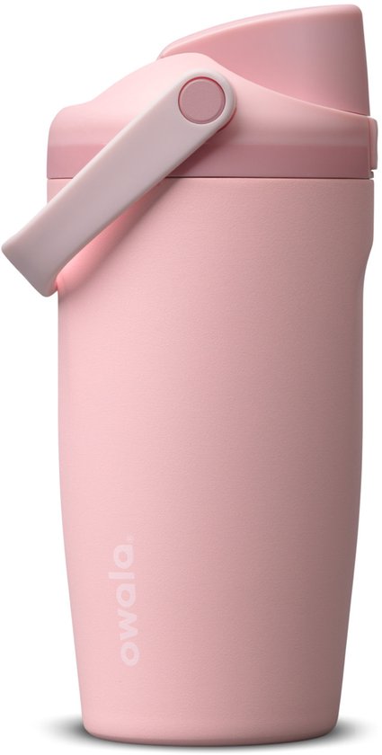 Roze Owala fles met een lichtroze handvat en dop, met een rietje. De fles heeft een mat oppervlak.