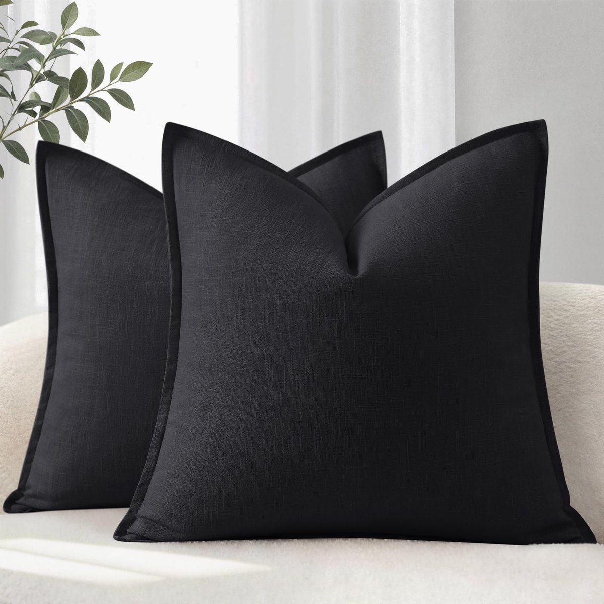 Kussenhoes 45x45 Set van 2 Zachte en Comfortabele Natuurlijk Linnen Kussenhoezen Effen Bankkussens Moderne Kussenovertrekken met Rand Decoratiekussens voor Bank Bed en Woonkamer Zwart