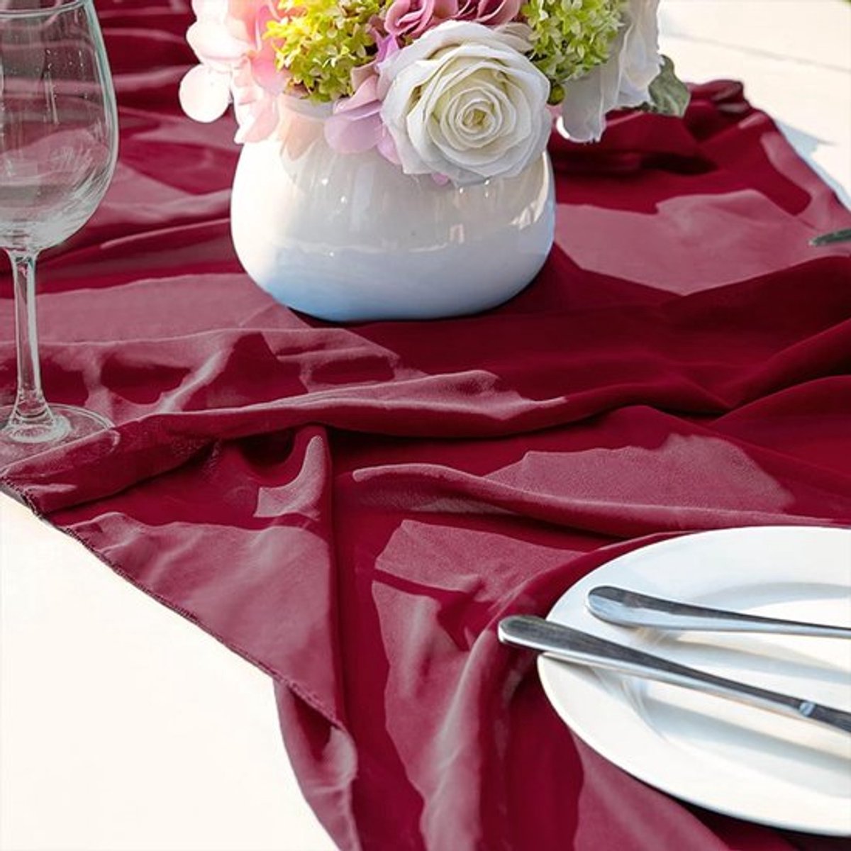 Chiffon Tafelrunner 70 x 600 cm, Wasbaar Tafellaken voor Bruiloft, Verjaardag en Communie, Decoratieve Tafeldecoratie in Wijnrood