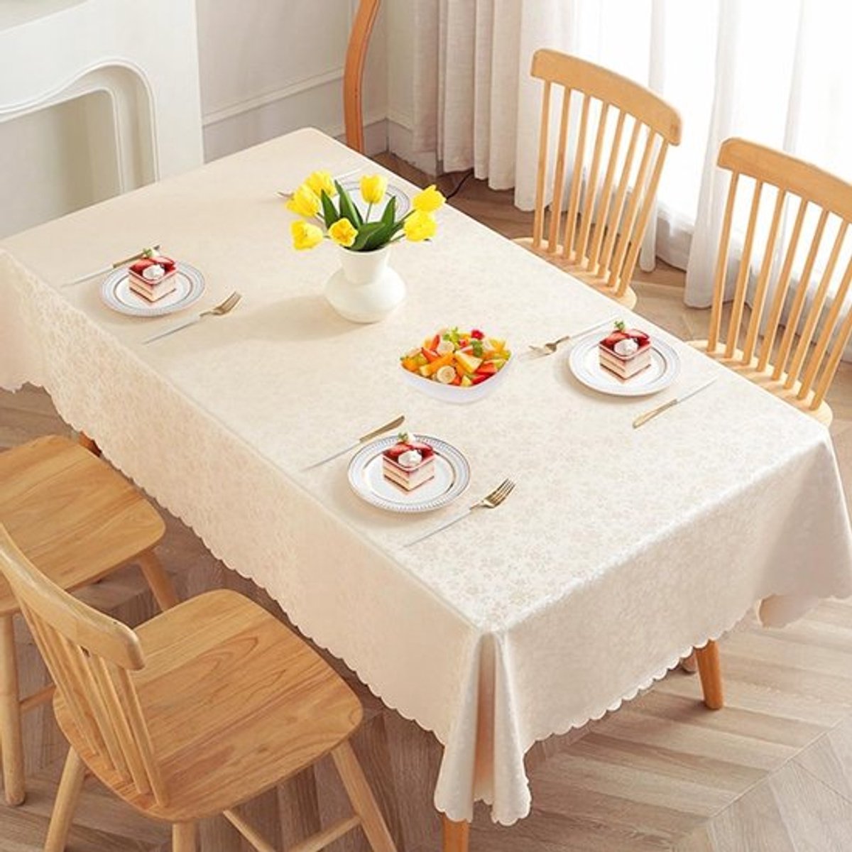 Waterdichte Tafelkleed van PVC 100 x 140 cm - Vlekbestendig en Wasbaar voor Eetkamer, Feest en Picknick - Perfect voor Kerst en Pasen