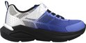 Blauwe Skechers sneaker met grijs verloop, witte klittenbandsluiting, zwarte veters en zilveren hiel.