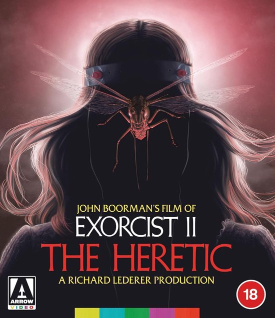 Blu-ray hoes van Exorcist II: The Heretic, met een insect op het gezicht van een vrouw.