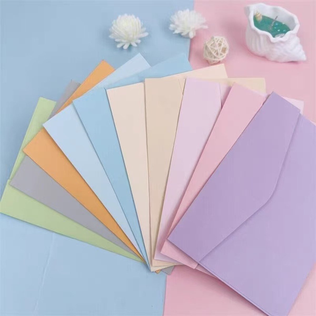 Enveloppen – Set van 10 – Zachte tinten – Kleurrijk – Geschikt voor wenskaarten, uitnodigingen, verjaardagen, bruiloften, feestjes en diverse gelegenheden – Premium kwaliteit – Afmetingen: 16 x 11 cm
