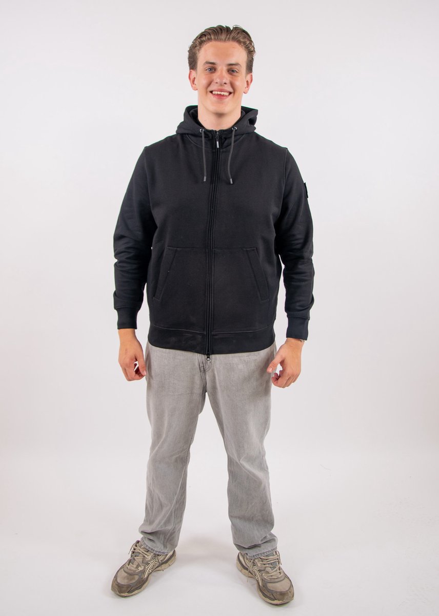 Weekend Offender Winton Zipper
